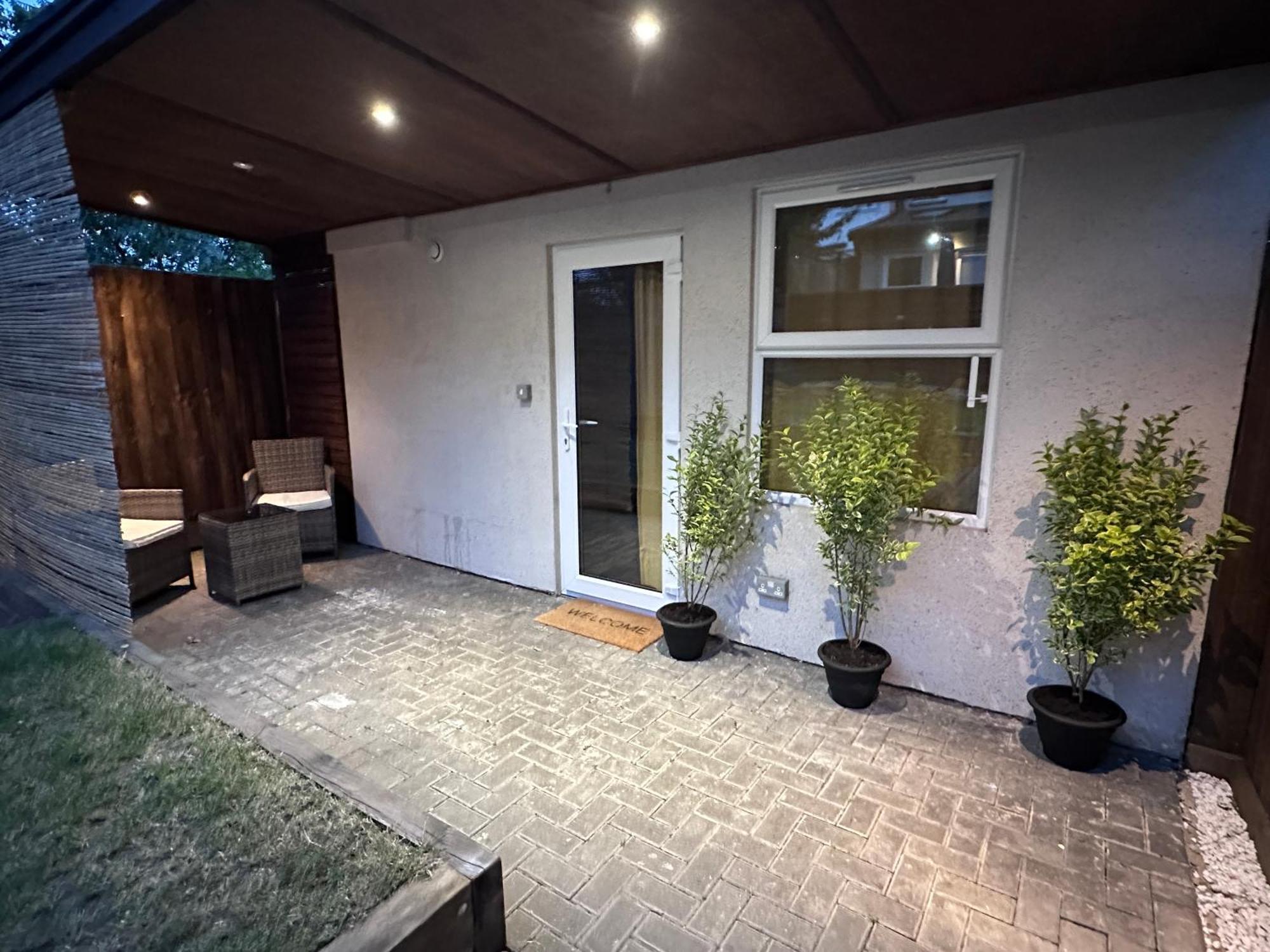 Cosy, Self-Contained Guest House Thornton Heath Exterior photo